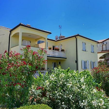 Apartments Krebel Poreč Eksteriør billede