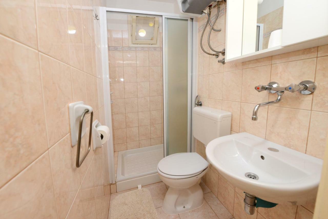 Apartments Krebel Poreč Eksteriør billede