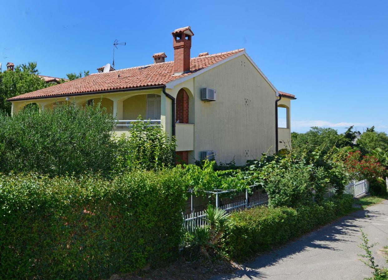 Apartments Krebel Poreč Eksteriør billede