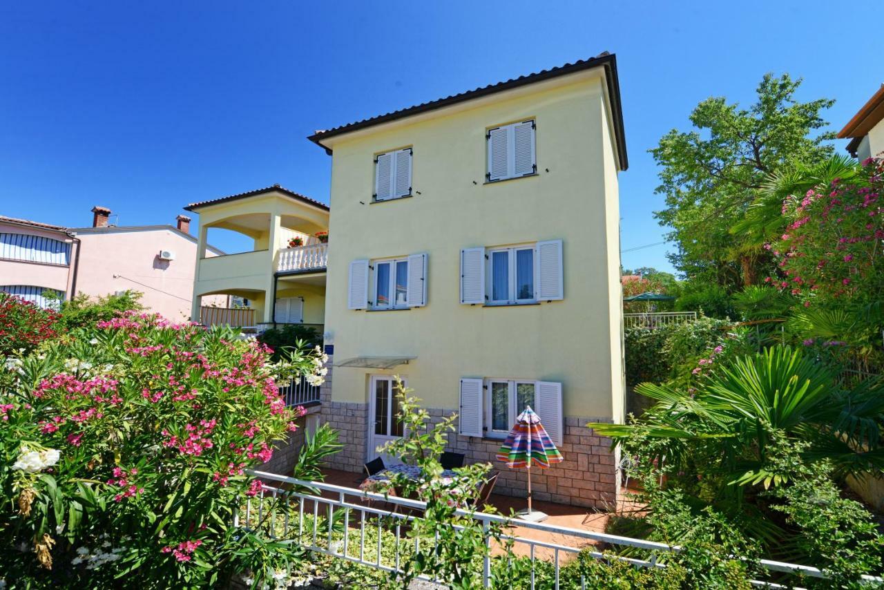 Apartments Krebel Poreč Eksteriør billede