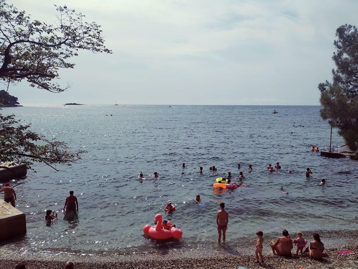 Apartments Krebel Poreč Eksteriør billede