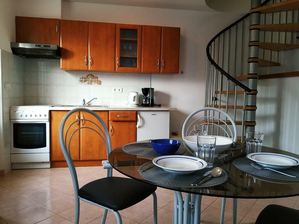 Apartments Krebel Poreč Eksteriør billede